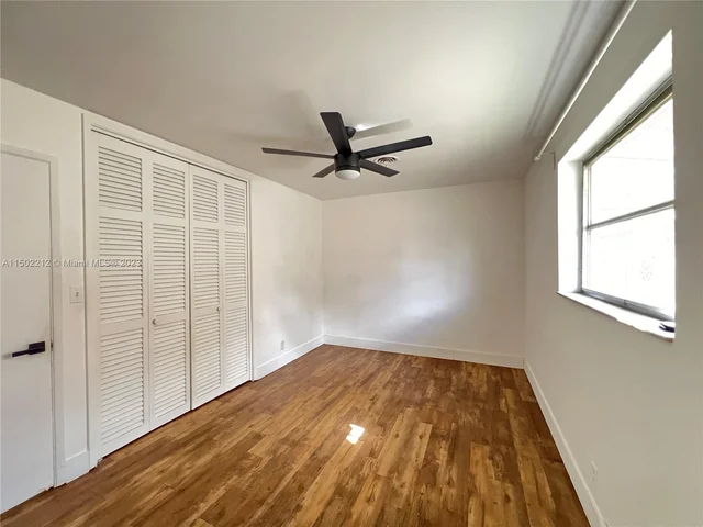 2005 N Park Rd, Hollywood FL 33021