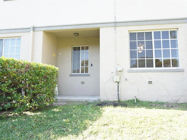 1226 Lucaya Dr # 1226, Riviera Beach FL 33404