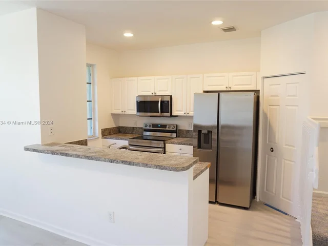 1226 Lucaya Dr # 1226, Riviera Beach FL 33404