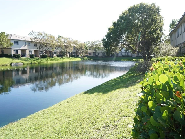 1226 Lucaya Dr # 1226, Riviera Beach FL 33404