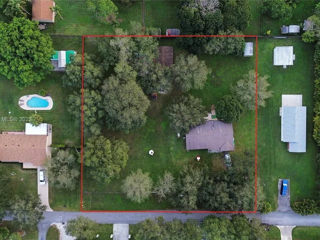 13670 SW 36th Ct, Davie FL 33330