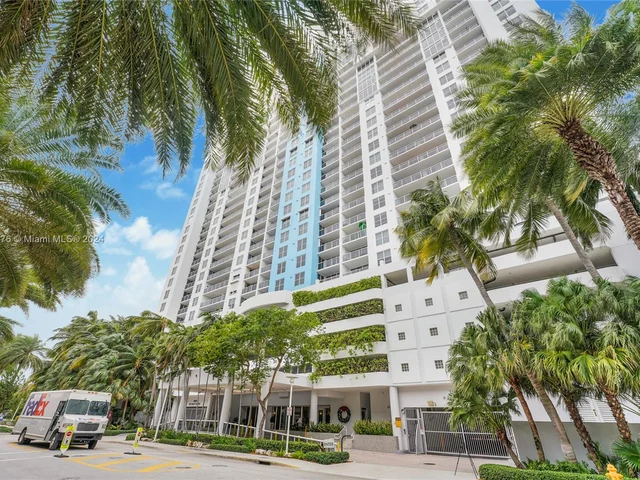 1800 Sunset Harbour Dr # 2003, Miami Beach FL 33139