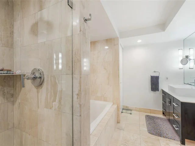 1800 Sunset Harbour Dr # 2003, Miami Beach FL 33139