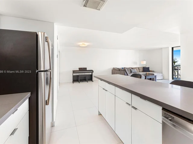 1800 Collins Ave # 12B, Miami Beach FL 33139