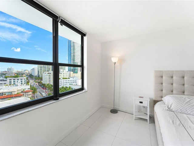 1800 Collins Ave # 12B, Miami Beach FL 33139