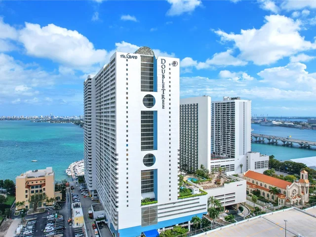1717 N Bayshore Dr # 1531, Miami FL 33132