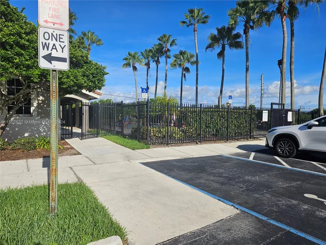 12611 SW 54th Ct # 12611, Miramar FL 33027