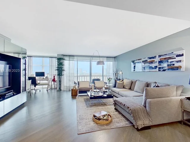 1000 W Island Blvd # 1202, Aventura FL 33160