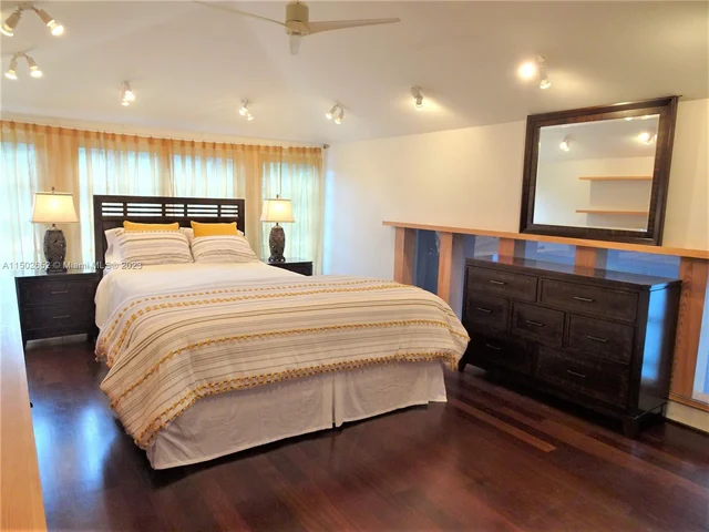 1545 Pennsylvania Ave, Miami Beach FL 33139