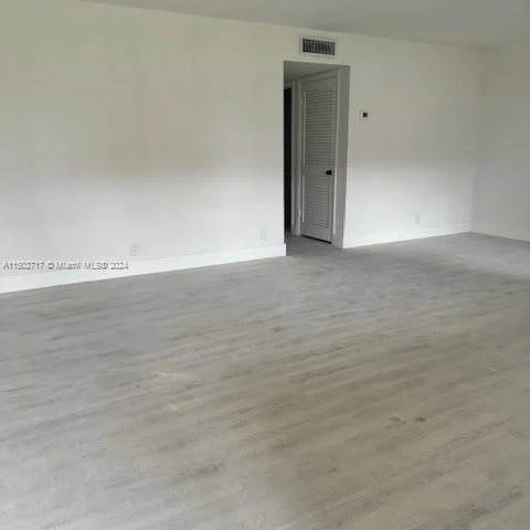 5300 Washington St # T125, Hollywood FL 33021