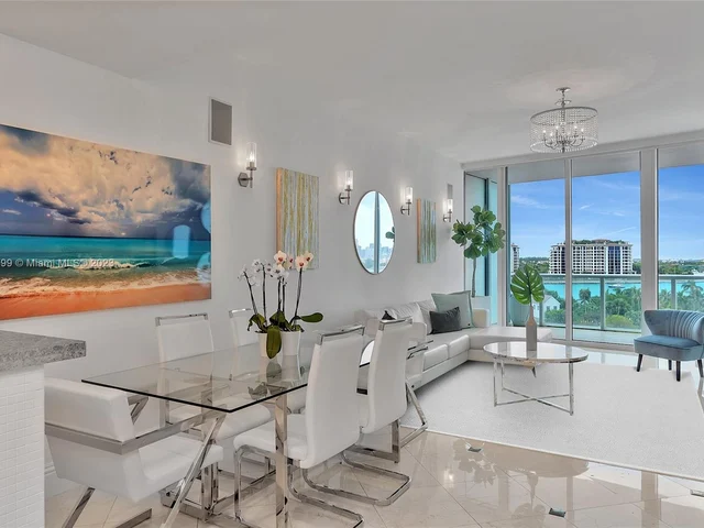 100 S Pointe Dr # 702, Miami Beach FL 33139