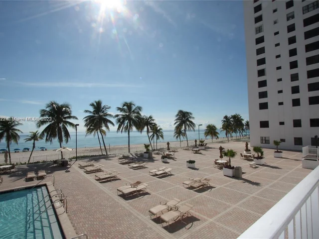 2101 S Ocean Dr # 2407, Hollywood FL 33019