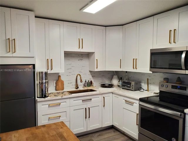 2101 S Ocean Dr # 2407, Hollywood FL 33019