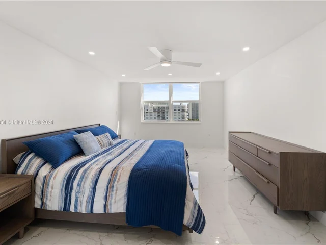 2801 NE 183rd St # 2116W, Aventura FL 33160