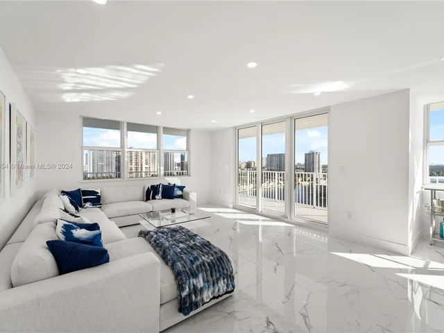 2801 NE 183rd St # 2116W, Aventura FL 33160