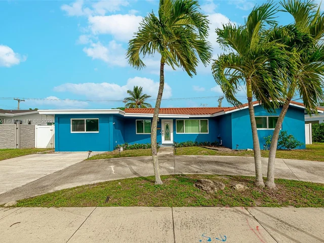 28 SW 9th Ave, Boca Raton FL 33486