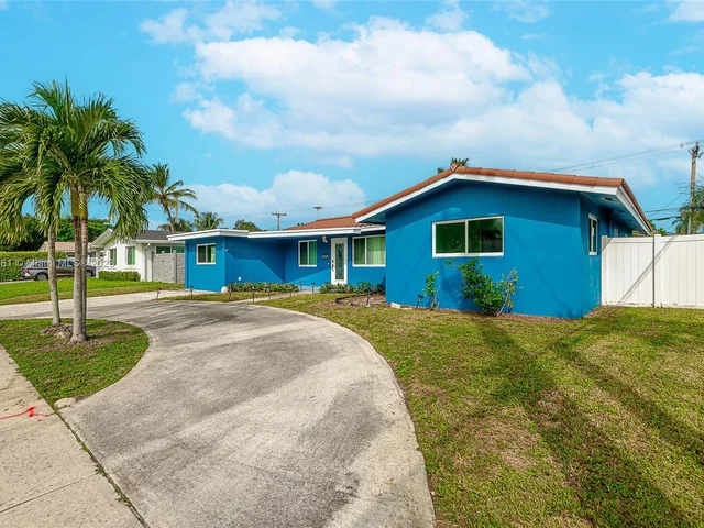 28 SW 9th Ave, Boca Raton FL 33486