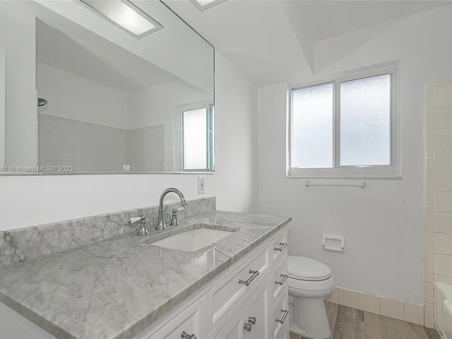 28 SW 9th Ave, Boca Raton FL 33486