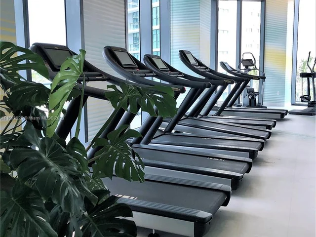 501 NE 31st St # 1704, Miami FL 33137