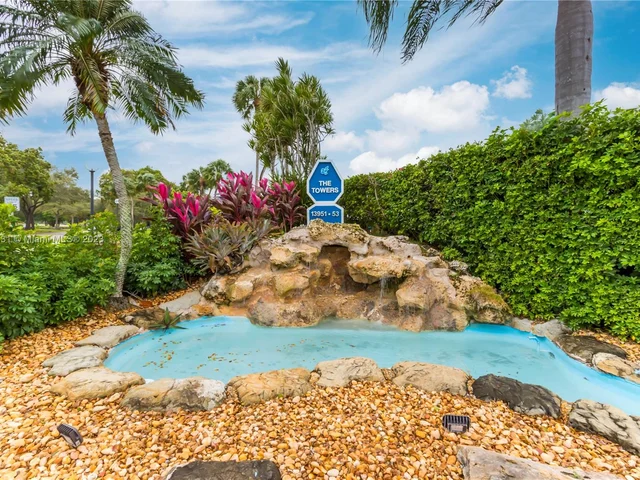 13951 Kendale Lakes Cir # 707A, Miami FL 33183
