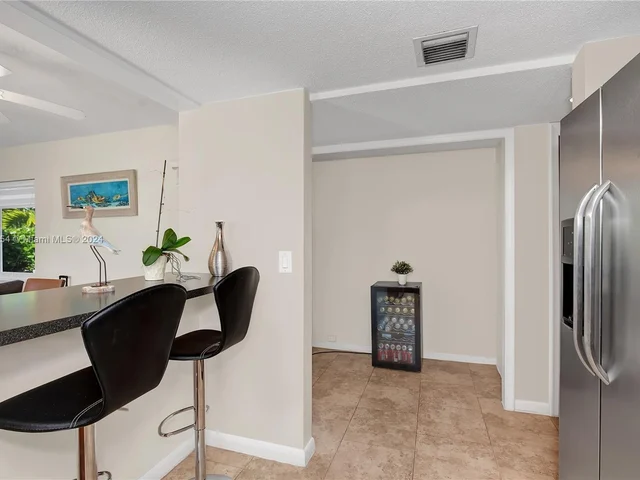 213 N 15th Ave, Hollywood FL 33020