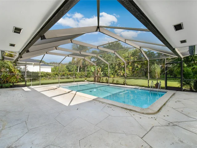 17191 SW 86th Ave, Palmetto Bay FL 33157