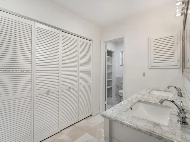 17191 SW 86th Ave, Palmetto Bay FL 33157