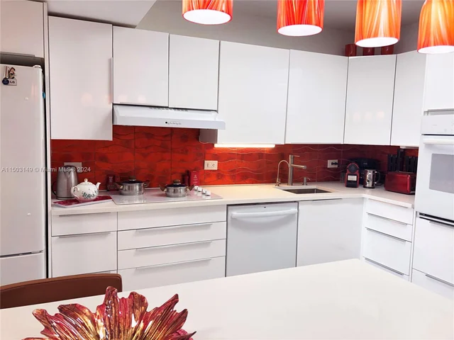 20505 E COUNTRY CLUB DR. # 339, Aventura FL 33180