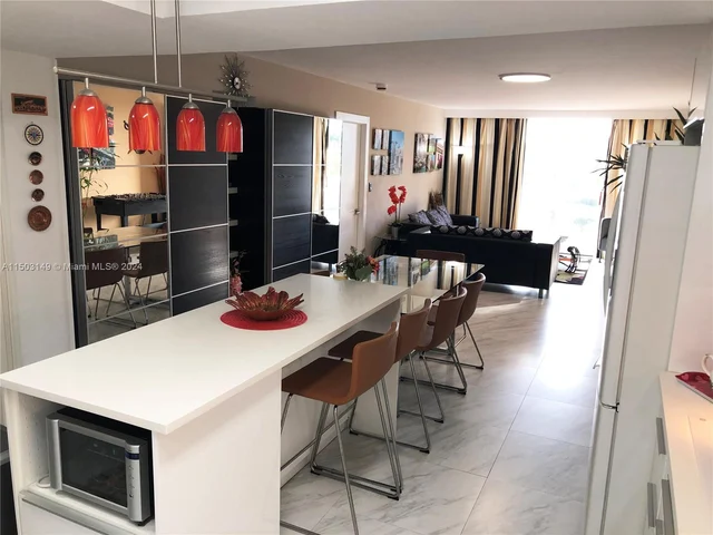 20505 E COUNTRY CLUB DR. # 339, Aventura FL 33180