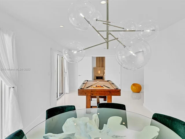 5005 Johnson St, Hollywood FL 33021