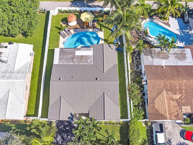 5005 Johnson St, Hollywood FL 33021