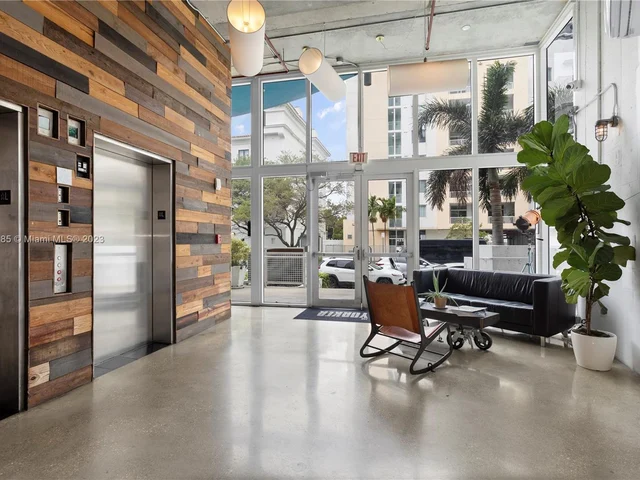 444 NE 30th St # 804, Miami FL 33137