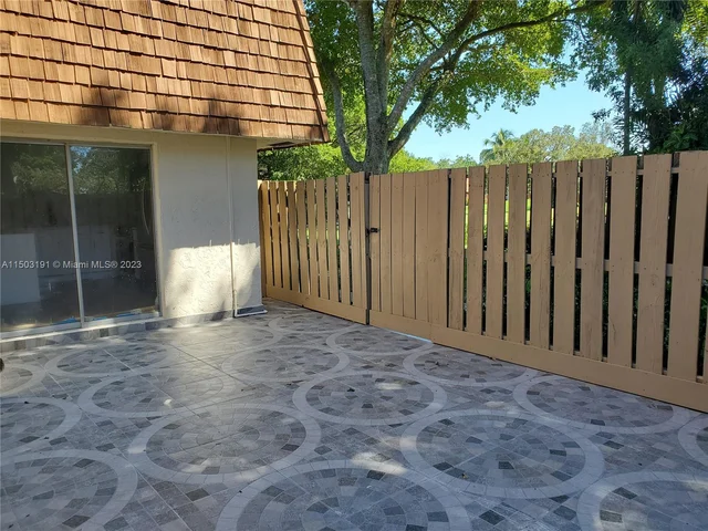 8930 SW 20th Pl # 20, Davie FL 33324