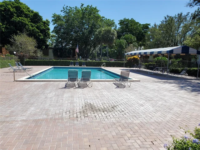 8930 SW 20th Pl # 20, Davie FL 33324