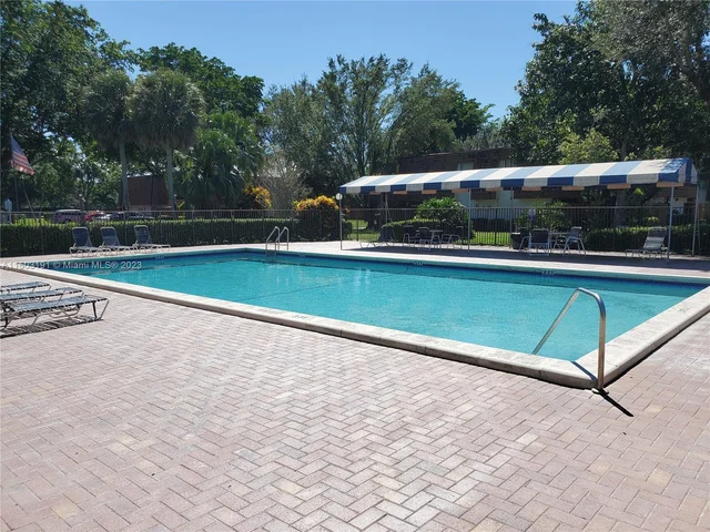 8930 SW 20th Pl # 20, Davie FL 33324