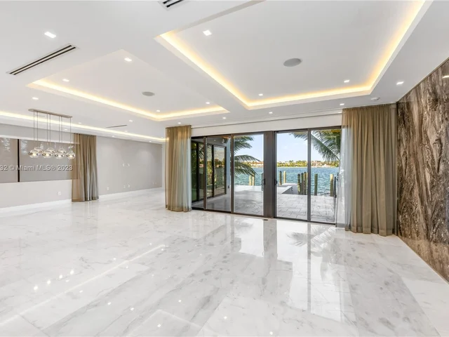 1311 Stillwater Dr, Miami Beach FL 33141