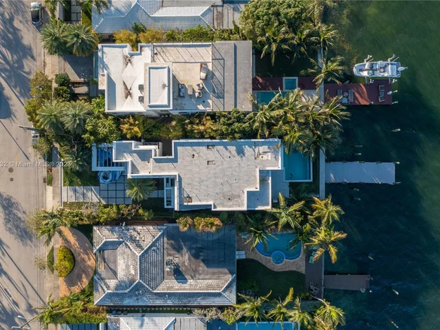 1311 Stillwater Dr, Miami Beach FL 33141