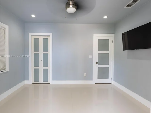 4538 SW 1st St # 2, Miami FL 33134