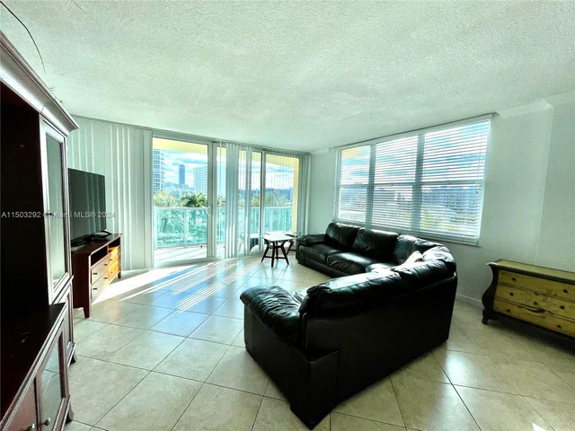 2501 S Ocean Dr # 535, Hollywood FL 33019