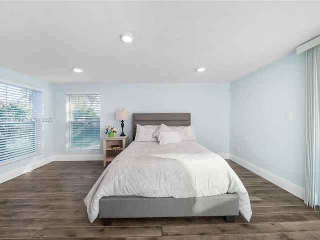 334 Glenn Rd, West Palm Beach FL 33405