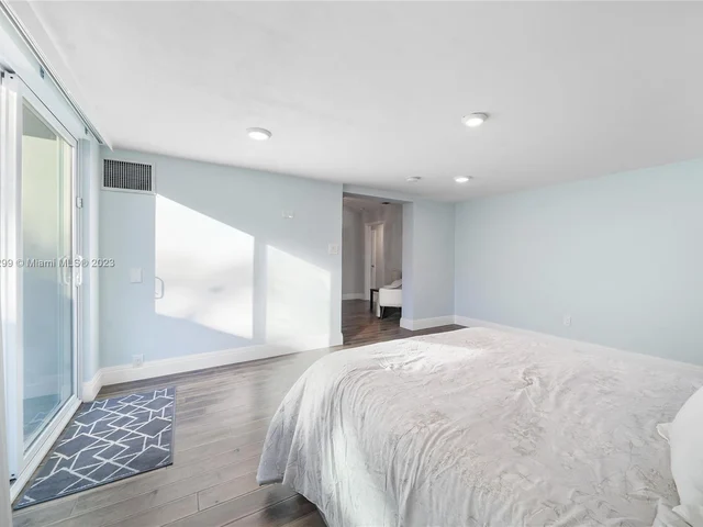 334 Glenn Rd, West Palm Beach FL 33405