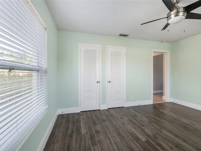 334 Glenn Rd, West Palm Beach FL 33405