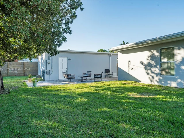 334 Glenn Rd, West Palm Beach FL 33405