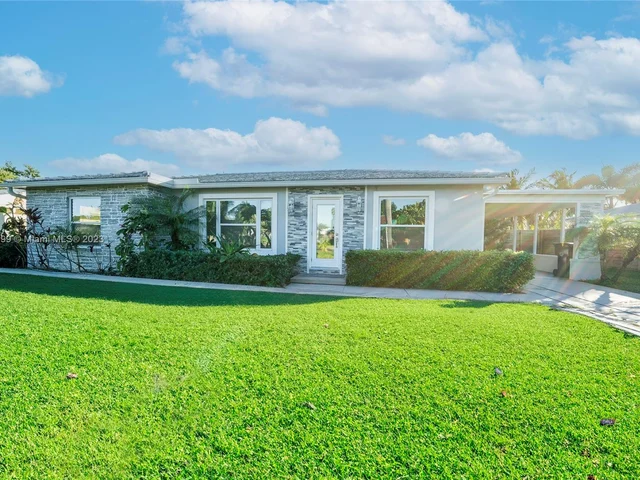 334 Glenn Rd, West Palm Beach FL 33405