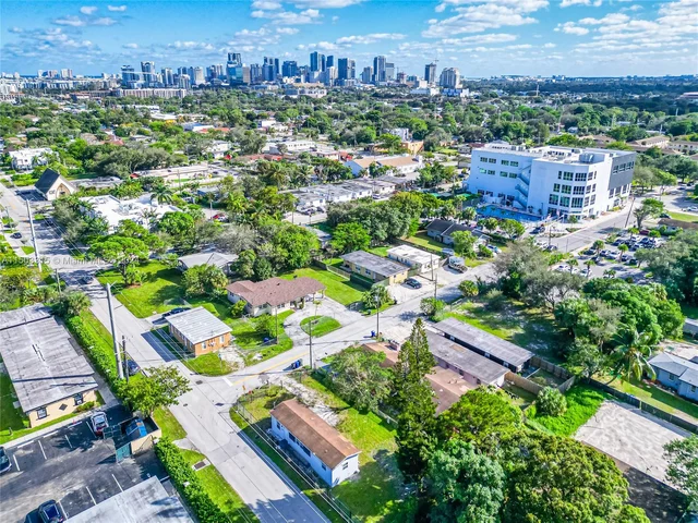 1430 NW 7th St, Fort Lauderdale FL 33311