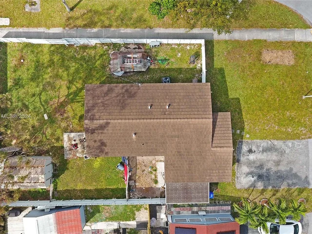 1500 NE 183rd St, North Miami Beach FL 33179