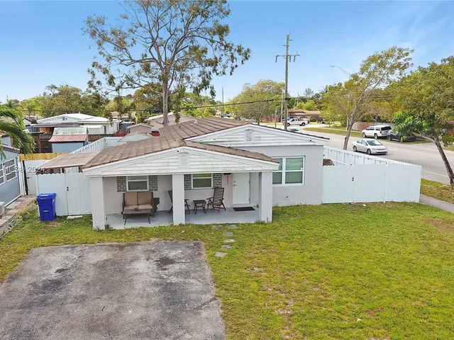 1500 NE 183rd St, North Miami Beach FL 33179