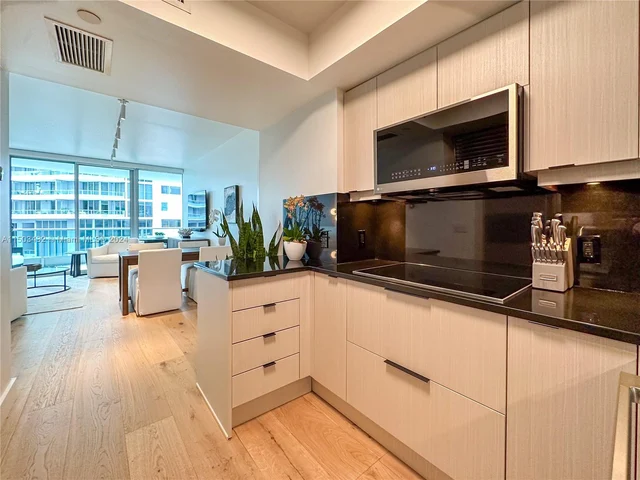 1331 Brickell Bay Dr # 506, Miami FL 33131