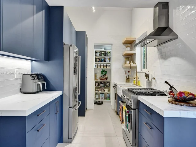 700 N Victoria Park Rd, Fort Lauderdale FL 33304