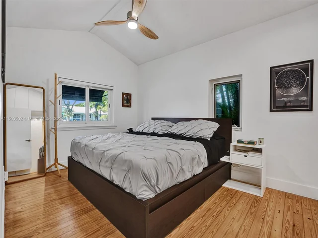 700 N Victoria Park Rd, Fort Lauderdale FL 33304